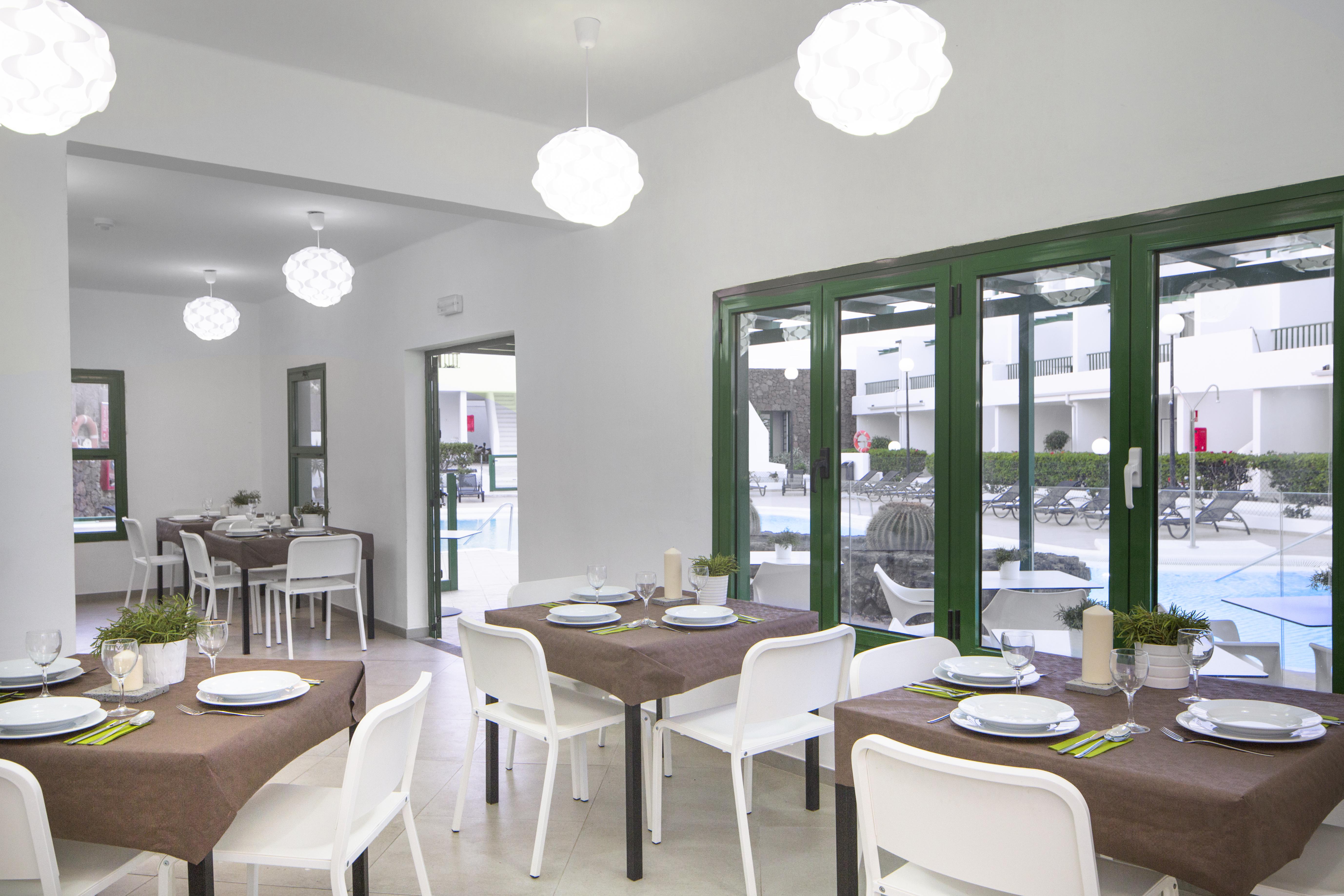 Apartamentos El Guarapo Costa Teguise Luaran gambar