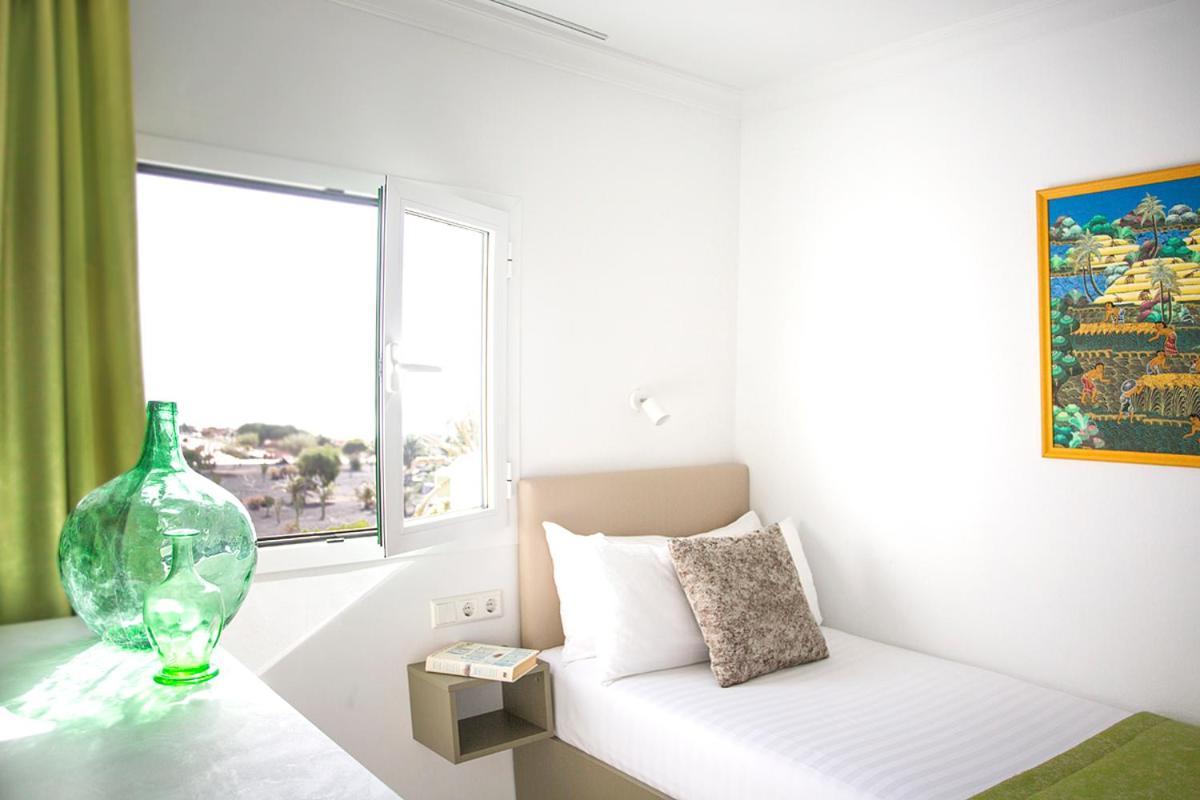 Apartamentos El Guarapo Costa Teguise Luaran gambar
