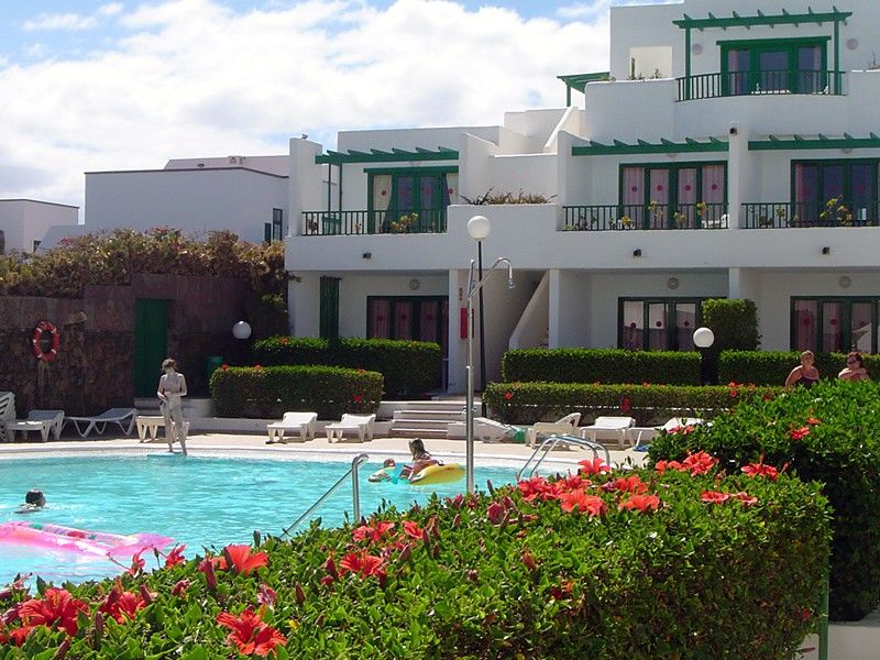 Apartamentos El Guarapo Costa Teguise Luaran gambar